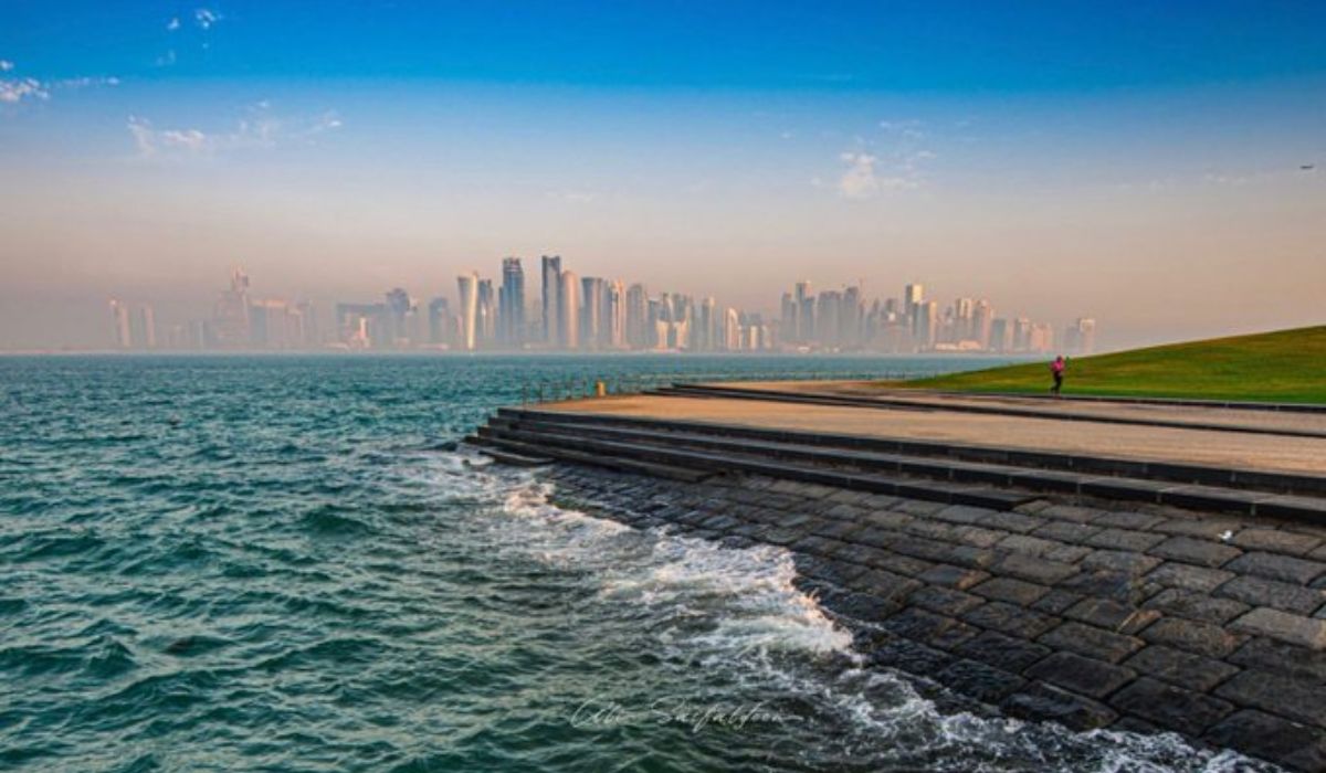 Qatar Weather: Hot Conditions with Chance of Afternoon Rain 